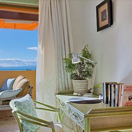 Stunning Sea View Penthouse For 8 People 펜션