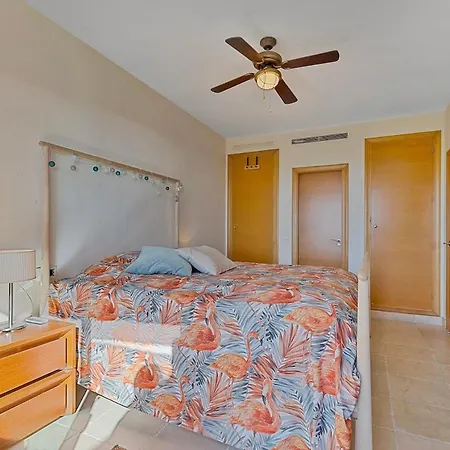 Stunning Sea View Penthouse For 8 People 펜션