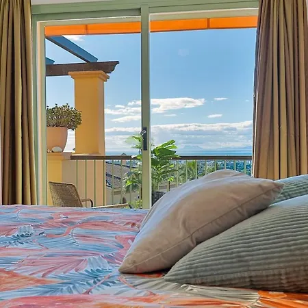 Stunning Sea View Penthouse For 8 People *