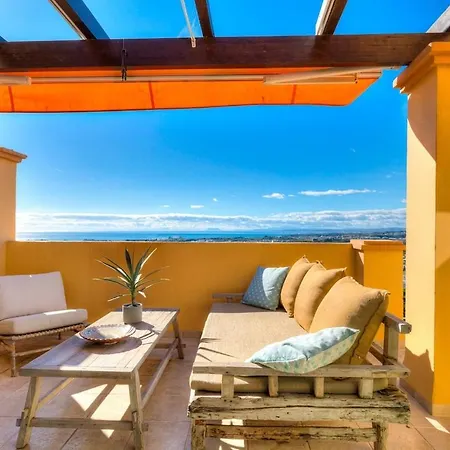 펜션 Stunning Sea View Penthouse For 8 People